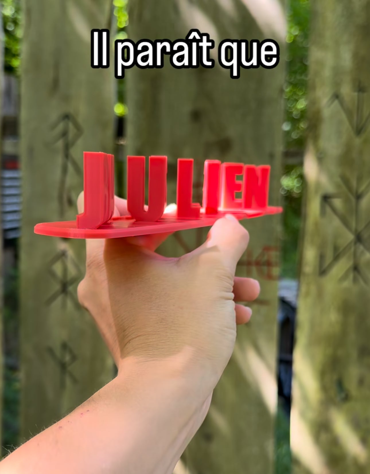 Julien baise pas bien 👎